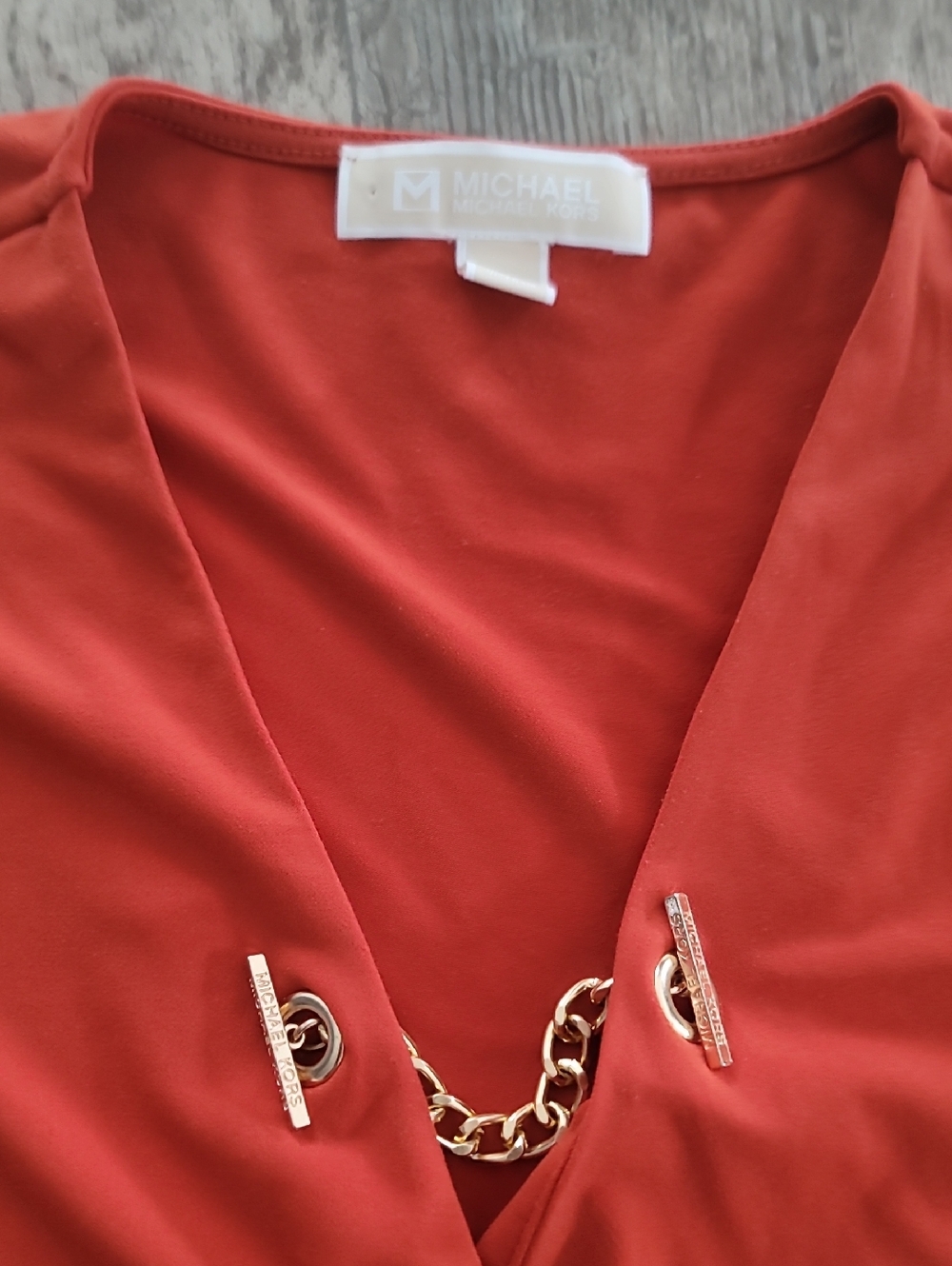 Michael Michael Kors Red V-Neck Chain Detail Top